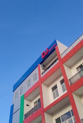 DJ Hotel
