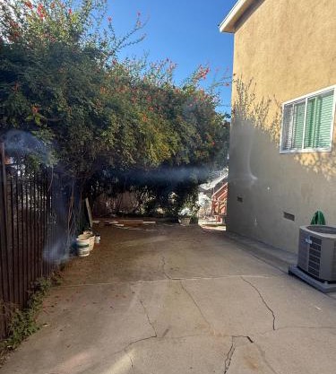 Dodge Family Bed and Breakfast in Downtown Los Angeles