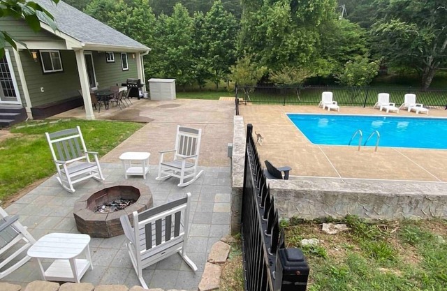 Dog-friendly Chattanooga Country Home + Pool + Firepit-relaxing