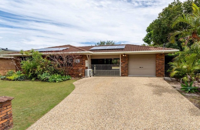 Dog Friendly House Near Beach