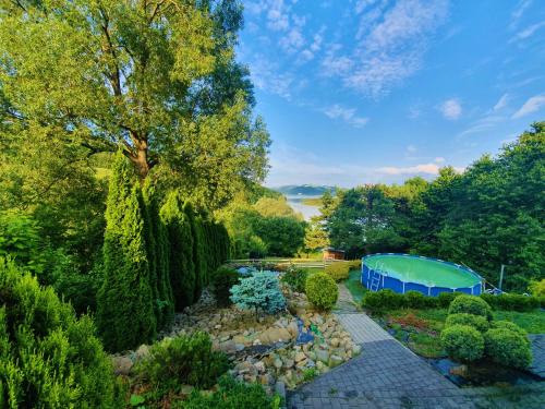 Dom nad Jeziorem Rożnowskim