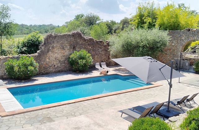 Domaine de Pélipa - Mas surrounded by nature