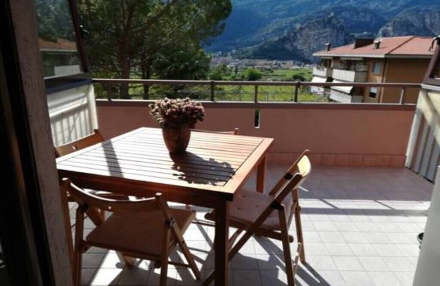 Donatella Apartment-CIPAT: 022006-AT-069573 CIN: EN022006C2J7ZOLZGU