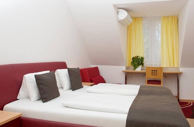 Doppelzimmer mit Du/wc - Hotel am See Rust