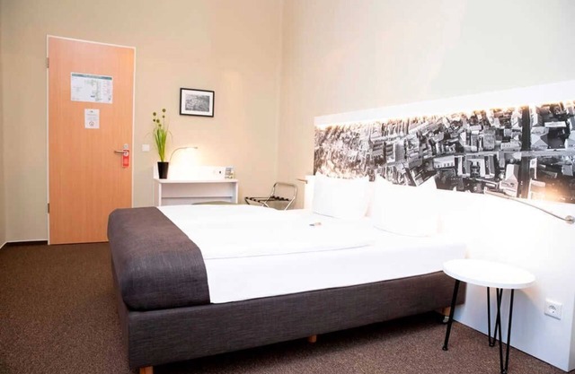 Doppelzimmer Standard - Hotel am Schlosspark +