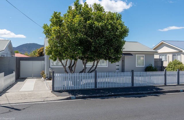 DOTTIES HOUSE HOBART