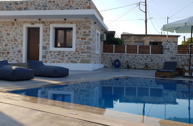 Double Bee Villa with private pool