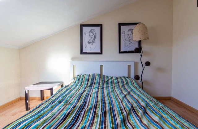 Double Room 1 At Albarraque Shared Bathroom - between Cascais