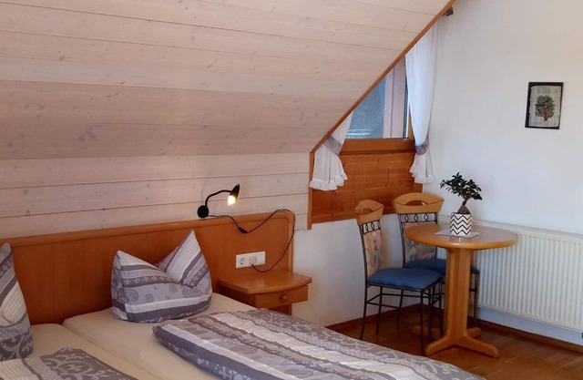 Double room 1 - Gasthof Grüner Baum "Congo"