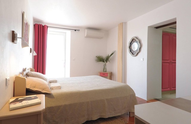 Double room-Basic-Ensuite with Shower-Garden view