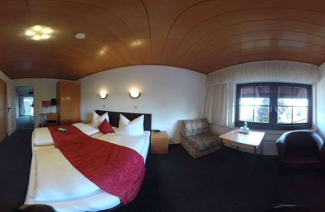 Double room, shower, WC, standard - Landgasthof Zur Post