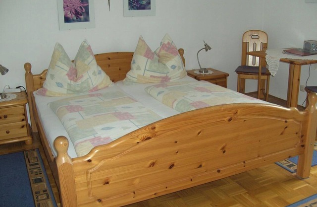 Double room with balcony no. 2 - Gästehaus Stöckler