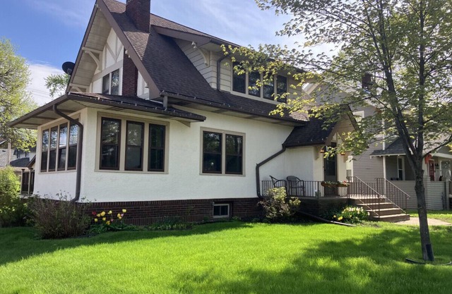 Downtown Hibbing, 3 bd, 2 ba. home