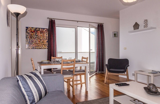 Downtown Praia da Vitória (AL) - 1st Floor