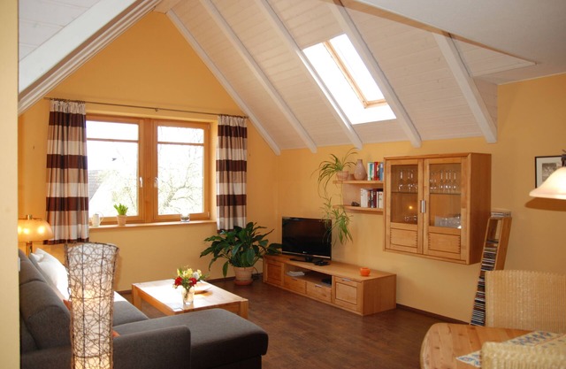 Dream apartment in the countryside near the city and the Baltic Sea. No rental to fitters