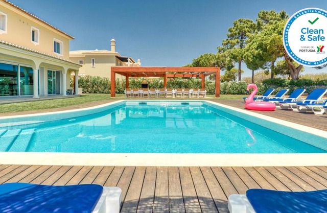 Dream Villa with Luxury Services - PROMOTION Last dates!