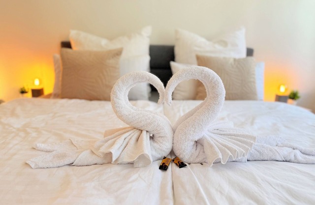 DREAMZzz AltstadtJuwel in the city center of Coburg I at the market square & parking garage