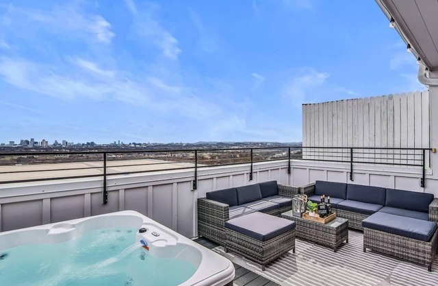 Dual Nashville Homes Rooftop Tubs & Views