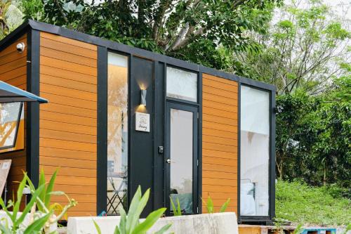 Dulanyi Sanshan 1 by Tiny Away