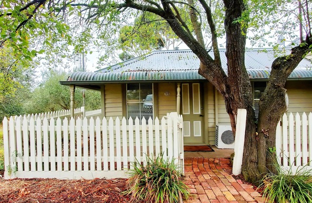 Dunkeld Secret Garden & Grampians Peaks Trail End