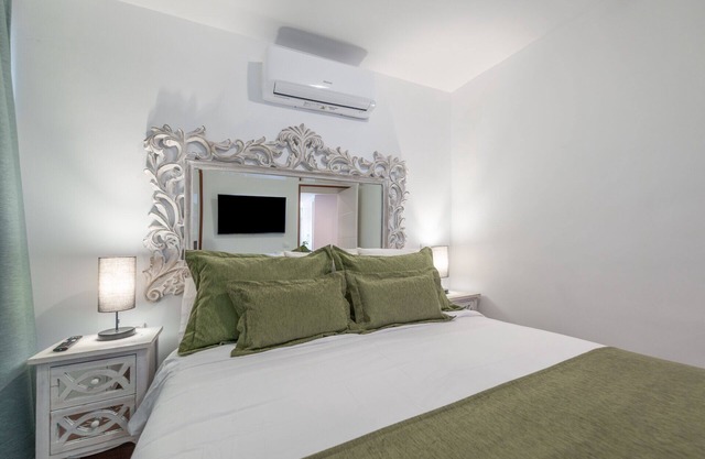 Duplex Plaza Mayor by Monaro