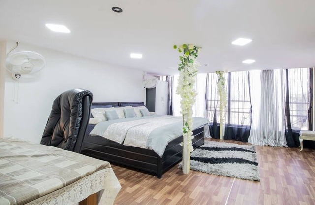 Duplex studio apartment