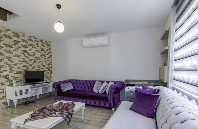 Duplex with Balcony 5 min to Konyaalti Beach