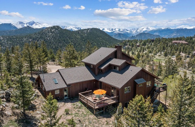 Eagles Eye View - 4 bedroom with amazing views