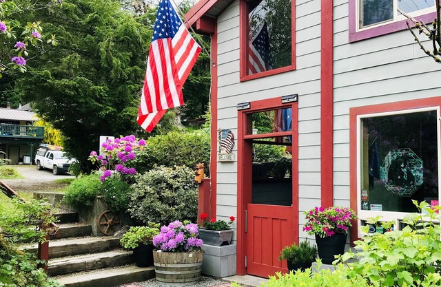 Eagles Nest your Private, Getaway, Apartment