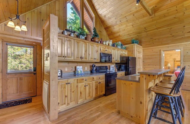 Eagles Point Lodge