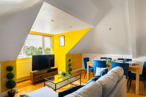 Ealing Common Contractor Flat