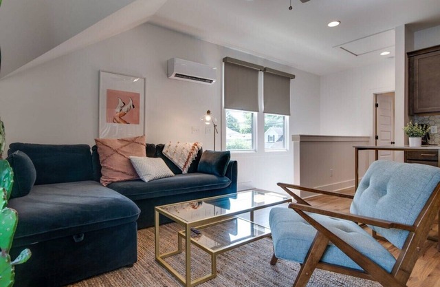 East Nashville Homes for Large Groups
