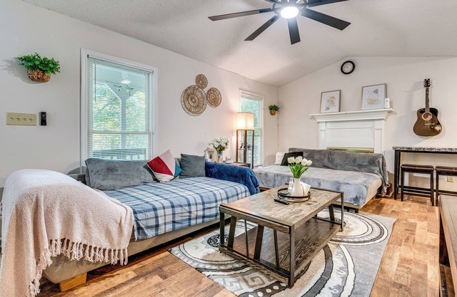 Easy I-20 Access to ATL: Suburban Retreat w/Yard