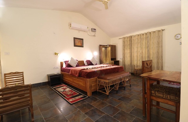 Eco stay . 3-bedroom farmhouse in Bandhavgarh National Park .nMadhya Pradesh.