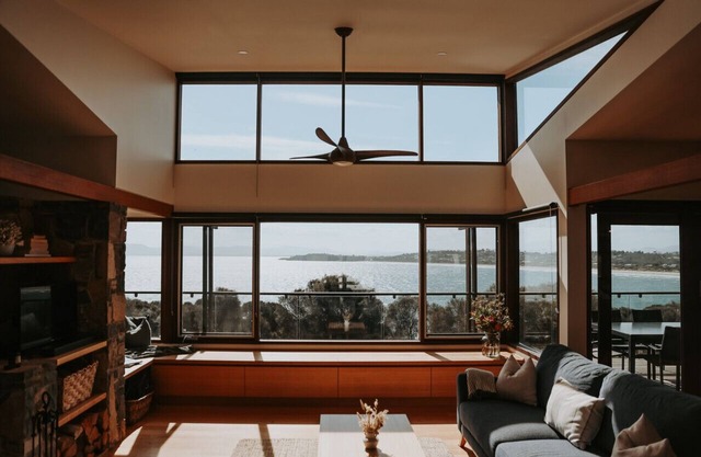 Eco Waterfront Seclusion - Carlton Bluff House