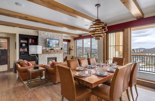 Edgemont 2600 Luxury On Mountain Condo With Ski-In/Ski-Out Access!