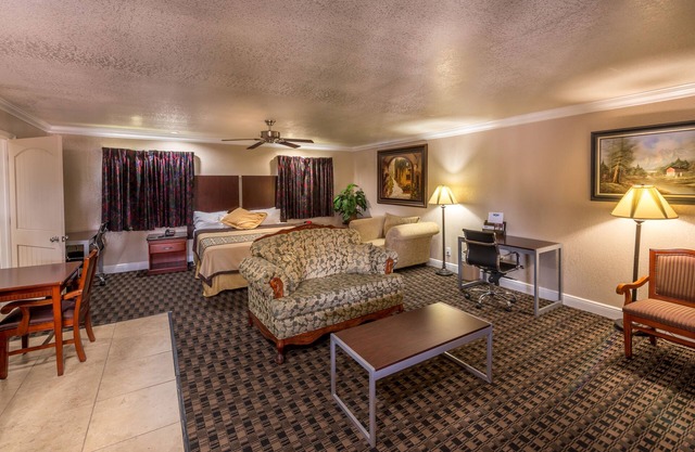 Edgewater Inn Reedley