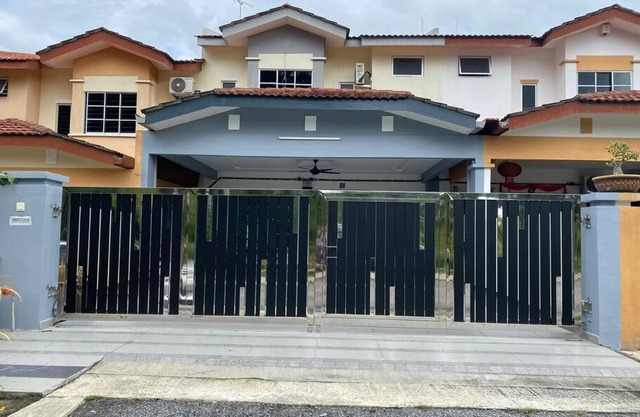 EE Summer Guest House 2.0