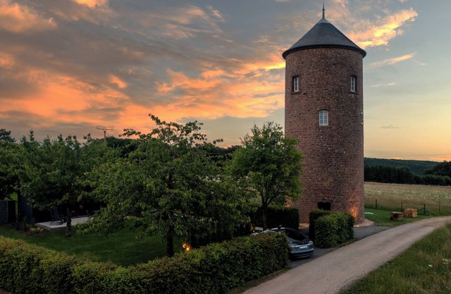 Eiffel Tower Suite/Water Tower
