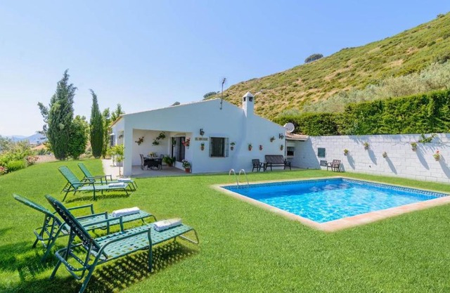 El Encinar Antequera - La Joya by Ruralidays