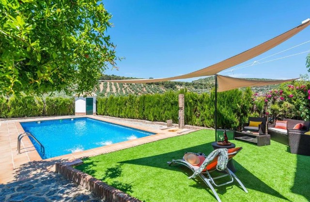 El Olivo de Burbunera Rute by Ruralidays