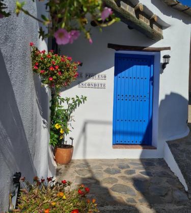 El Pequeño Escondite