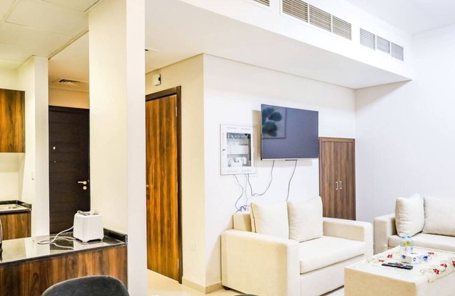 Elegant and Inviting 3BR Villa Townhouse