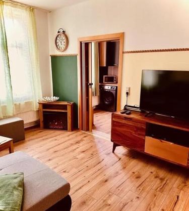 Elegantes Ferienquartier in der Altstadt mit Terrasse, Kamin und E-Bikes für die perfekte Auszeit