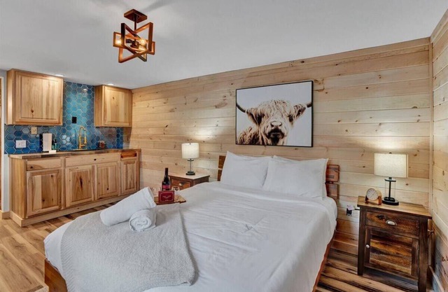 Elements Modern Pocono Cottage | Pickle | Firepits