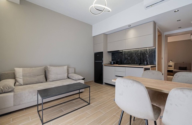 Eleni Luxury Suites 2 by RentalsPro - Kallikrateia