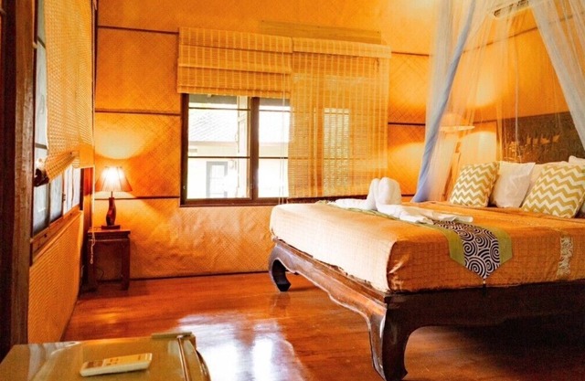 Elephant Camp Maerim