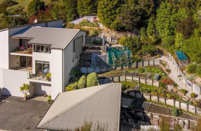 Elevated Views Little Kaiteriteri