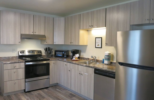 Elite 2-bedroom apartment in Moose Creek with WiFi