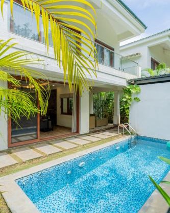 ELIVAAS 3 BHK Pvt Pool & Bar - Villa Valerie